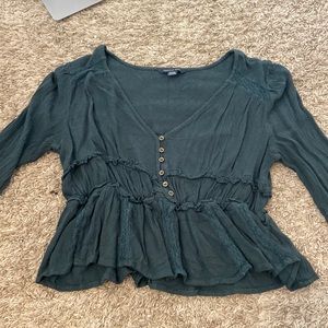 American eagle long sleeve cropped blouse